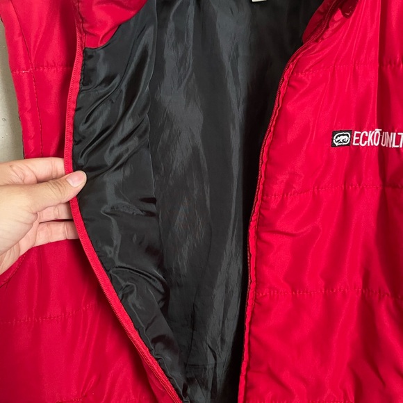 Ecko Unlimited Men's Red Puffer Vest - Picture 6 of 6